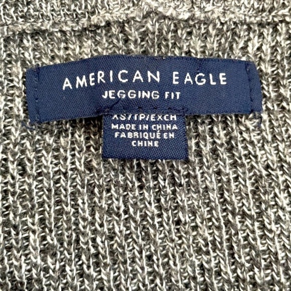 AMERICAN EAGLE OUTFITTERS | Women’s Gray & Orange Horizontal Striped XS Sweater - Picture 2 of 5